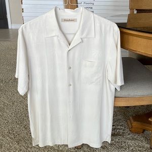 Off white Tommy Bahama mens button down shirt